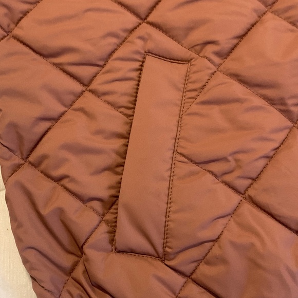 Vuori Echo Insulated Bomber Jacket - Picture 7 of 11
